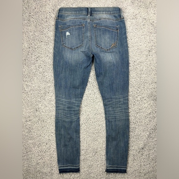 Express Jeans Womens 6 Cropped Legging Mid Rise Light Wash Fade Out Distressed - Picture 4 of 4